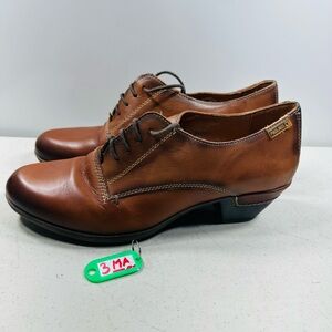 Pikolinos brown leather lace-up oxford heels. Size 41-10-10,5